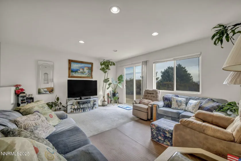 2900 Crown Canyon, Reno, Nevada 89503, 4 Bedrooms Bedrooms, ,2 BathroomsBathrooms,Residential,Residential,Crown Canyon,250059427