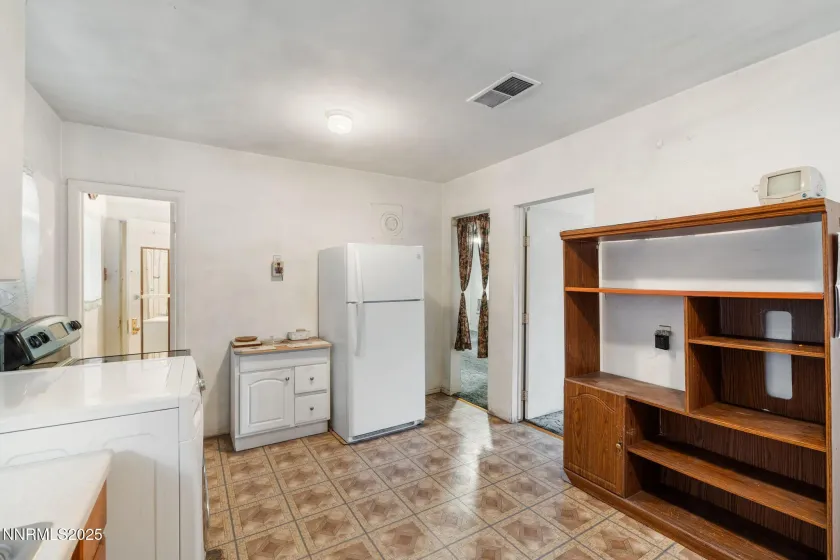 1016 Prater, Sparks, Nevada 89431, 2 Bedrooms Bedrooms, ,1 BathroomBathrooms,Residential,Residential,Prater,250059429