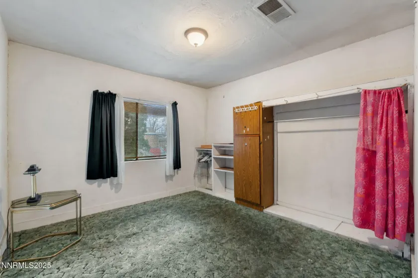 1016 Prater, Sparks, Nevada 89431, 2 Bedrooms Bedrooms, ,1 BathroomBathrooms,Residential,Residential,Prater,250059429