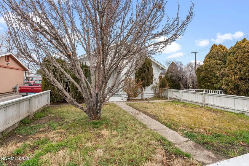 1016 Prater, Sparks, Nevada 89431, 2 Bedrooms Bedrooms, ,1 BathroomBathrooms,Residential,Residential,Prater,250059429