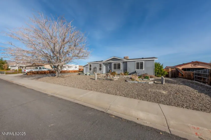 63 Jasper, Dayton, Nevada 89403, 3 Bedrooms Bedrooms, ,2 BathroomsBathrooms,Residential,Residential,Jasper,250059432
