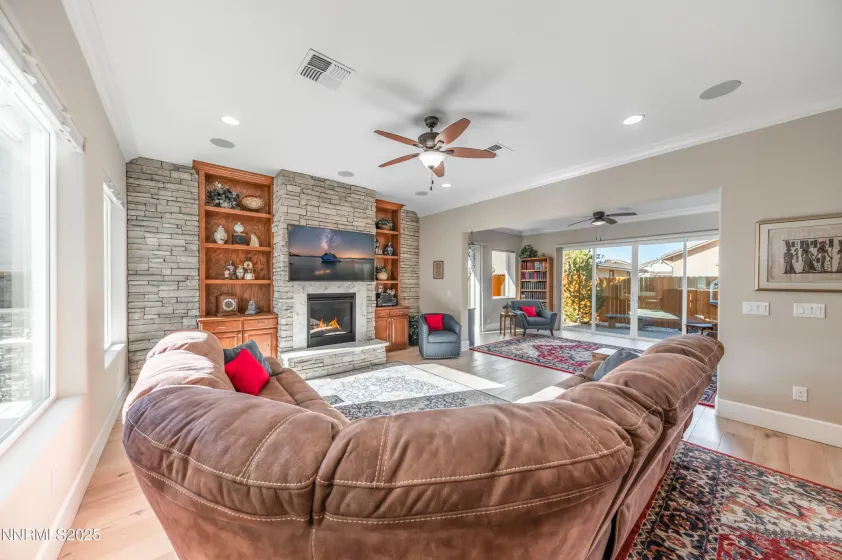 2295 Trakehner, Reno, Nevada 89521, 2 Bedrooms Bedrooms, ,3 BathroomsBathrooms,Residential,Residential,Trakehner,250059433