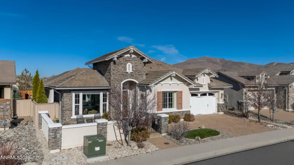 2295 Trakehner, Reno, Nevada 89521, 2 Bedrooms Bedrooms, ,3 BathroomsBathrooms,Residential,Residential,Trakehner,250059433