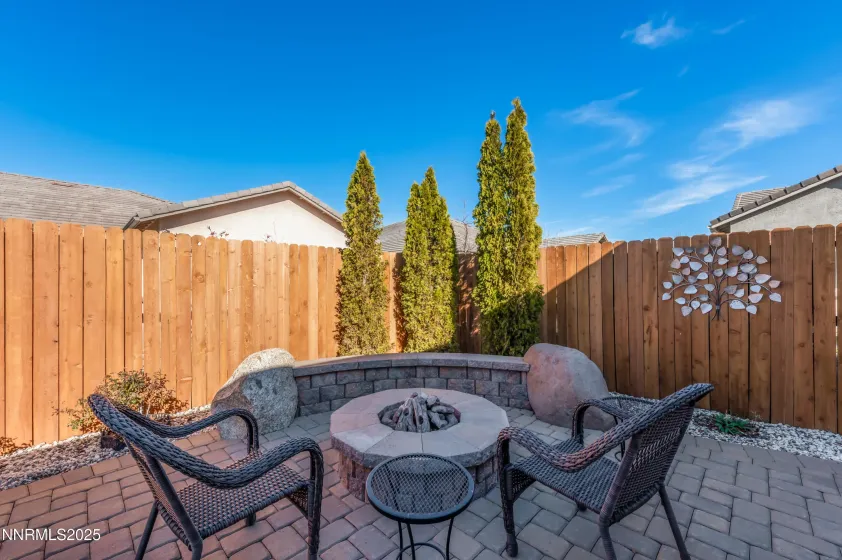 2295 Trakehner, Reno, Nevada 89521, 2 Bedrooms Bedrooms, ,3 BathroomsBathrooms,Residential,Residential,Trakehner,250059433