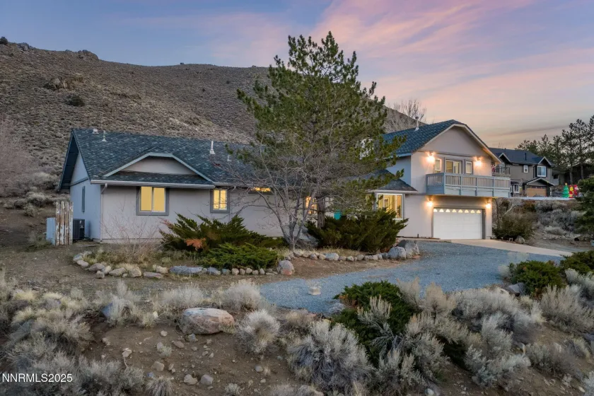 2323 Gentry, Carson City, Nevada 89701, 5 Bedrooms Bedrooms, ,3 BathroomsBathrooms,Residential,Residential,Gentry,250059437