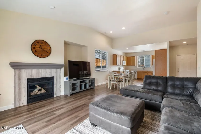 4031 Culpepper, Sparks, Nevada 89436, 3 Bedrooms Bedrooms, ,2 BathroomsBathrooms,Residential,Residential,Culpepper,250059438