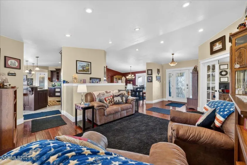 2660 Stuart, Winnemucca, Nevada 89445, 5 Bedrooms Bedrooms, ,4 BathroomsBathrooms,Residential,Residential,Stuart,250059440