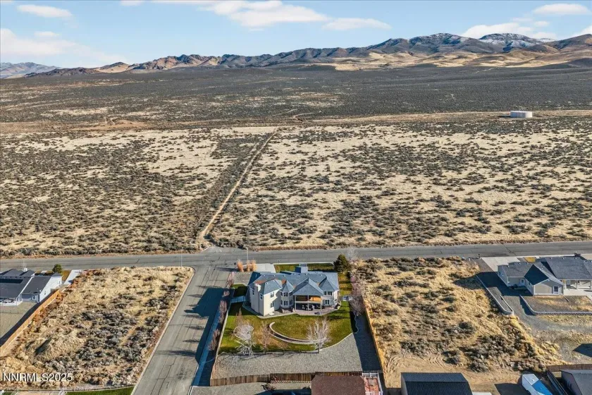 2660 Stuart, Winnemucca, Nevada 89445, 5 Bedrooms Bedrooms, ,4 BathroomsBathrooms,Residential,Residential,Stuart,250059440