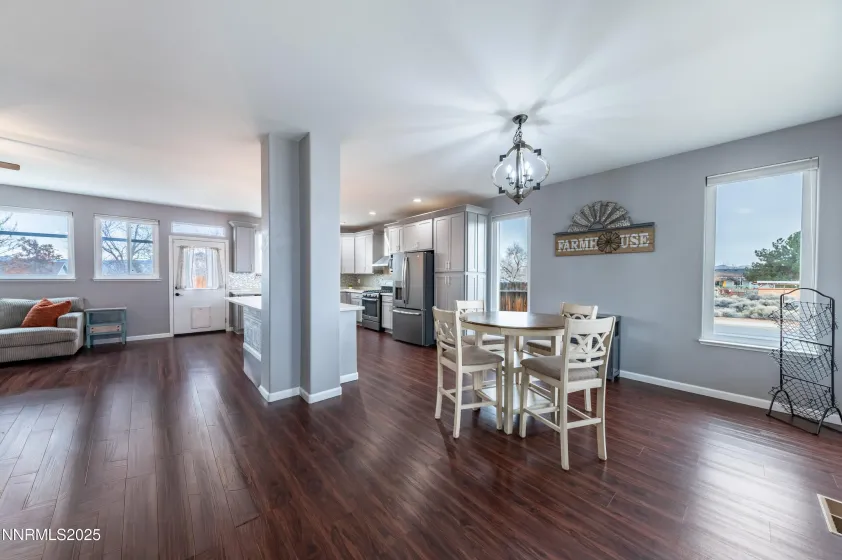 10 Curnow Springs, Sparks, Nevada 89436, 3 Bedrooms Bedrooms, ,2 BathroomsBathrooms,Residential,Residential,Curnow Springs,250059441