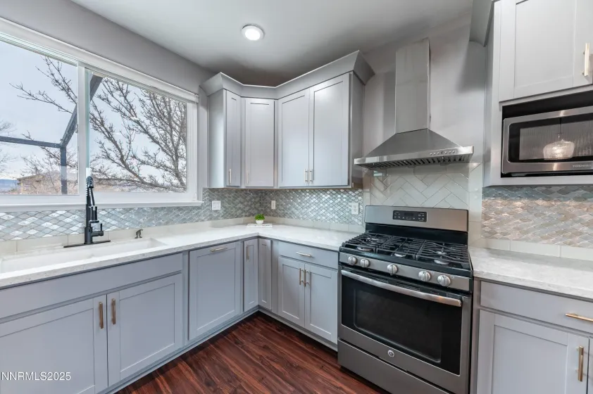 10 Curnow Springs, Sparks, Nevada 89436, 3 Bedrooms Bedrooms, ,2 BathroomsBathrooms,Residential,Residential,Curnow Springs,250059441