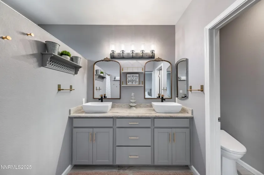 10 Curnow Springs, Sparks, Nevada 89436, 3 Bedrooms Bedrooms, ,2 BathroomsBathrooms,Residential,Residential,Curnow Springs,250059441