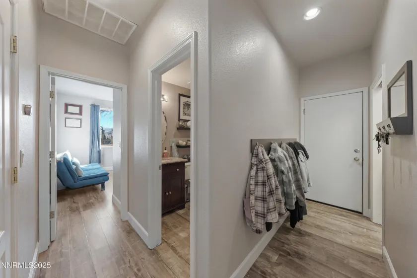 6790 Talmedge, Sparks, Nevada 89436, 4 Bedrooms Bedrooms, ,3 BathroomsBathrooms,Residential,Residential,Talmedge,250059443