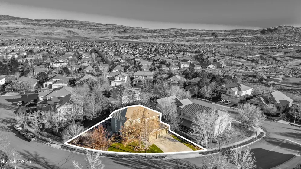 6790 Talmedge, Sparks, Nevada 89436, 4 Bedrooms Bedrooms, ,3 BathroomsBathrooms,Residential,Residential,Talmedge,250059443