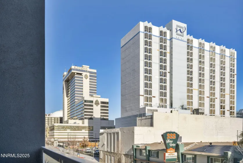 255 Sierra, Reno, Nevada 89501, 2 Bedrooms Bedrooms, ,2 BathroomsBathrooms,Residential,Residential,Sierra,250059444