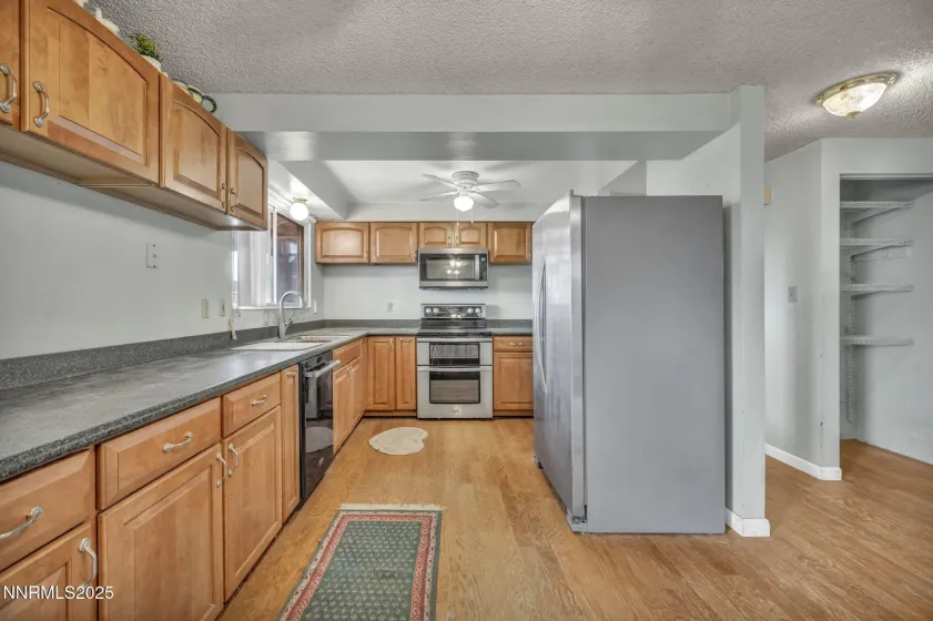 9421 Wigwam, Reno, Nevada 89506, 4 Bedrooms Bedrooms, ,3 BathroomsBathrooms,Residential,Residential,Wigwam,260000030