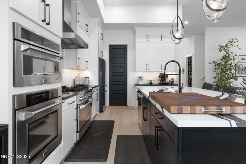 1530 River Hill, Reno, Nevada 89523, 3 Bedrooms Bedrooms, ,5 BathroomsBathrooms,Residential,Residential,River Hill,260000032