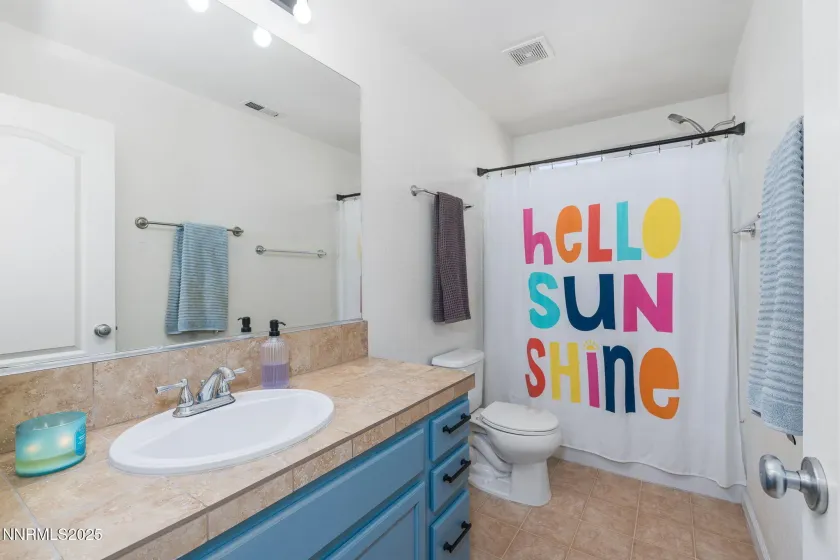 7220 Windswept, Sparks, Nevada 89436, 4 Bedrooms Bedrooms, ,3 BathroomsBathrooms,Residential,Residential,Windswept,250052606