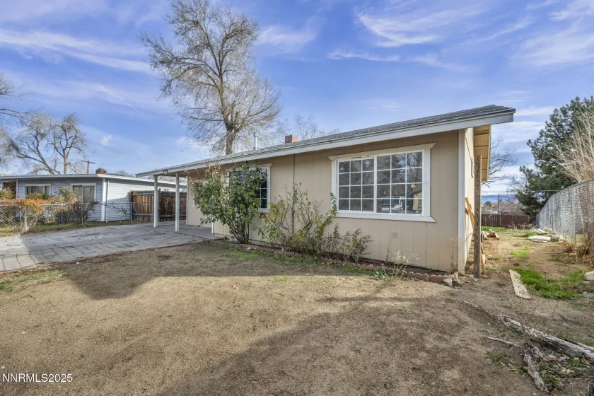 750 Southworth, Reno, Nevada 89512, 4 Bedrooms Bedrooms, ,1 BathroomBathrooms,Residential,Residential,Southworth,260000036