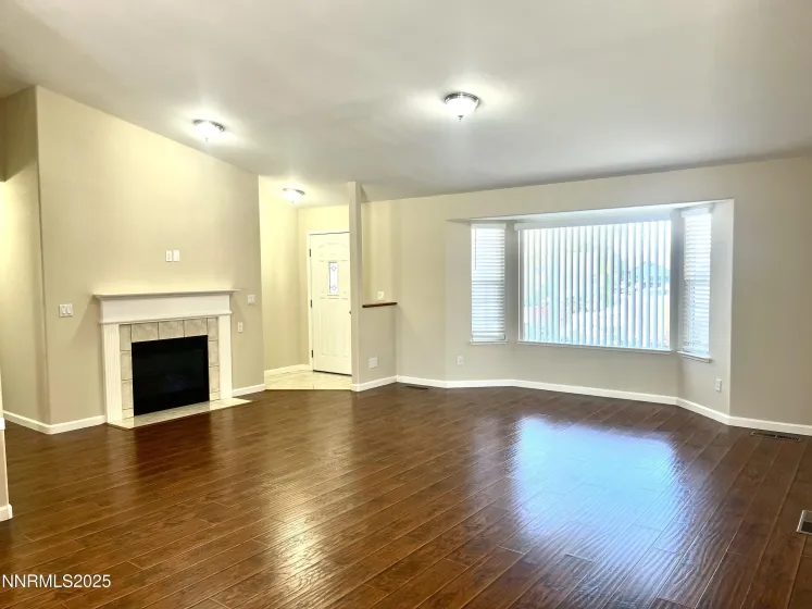 1359 NIGHTINGALE, Spanish Springs, Nevada 89441, 3 Bedrooms Bedrooms, ,2 BathroomsBathrooms,Residential,Residential,NIGHTINGALE,250054050