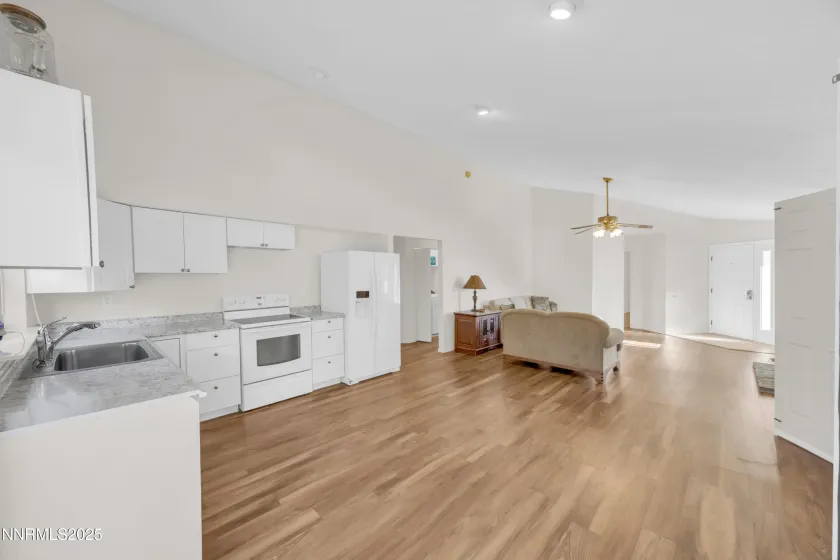 5712 Royal Vista, Reno, Nevada 89523, 5 Bedrooms Bedrooms, ,3 BathroomsBathrooms,Residential,Residential,Royal Vista,260000041