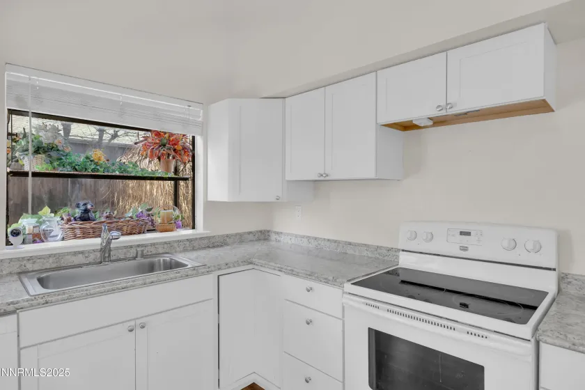 5712 Royal Vista, Reno, Nevada 89523, 5 Bedrooms Bedrooms, ,3 BathroomsBathrooms,Residential,Residential,Royal Vista,260000041