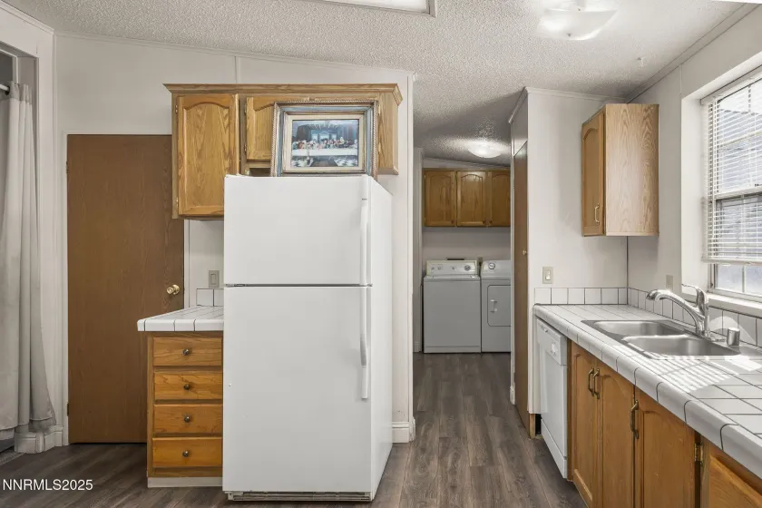 5 Riley, Carson City, Nevada 89706, 3 Bedrooms Bedrooms, ,3 BathroomsBathrooms,Residential,Residential,Riley,250057516