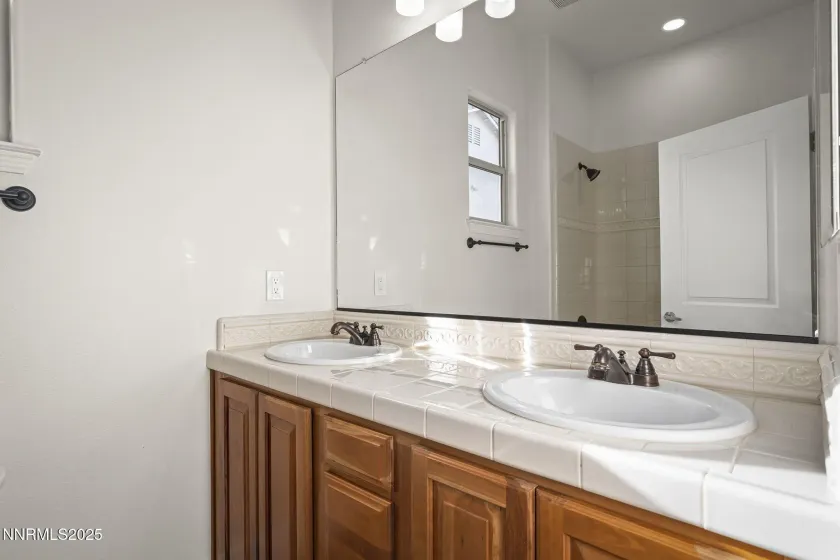 5070 Rhine Wine, Sparks, Nevada 89436, 4 Bedrooms Bedrooms, ,3 BathroomsBathrooms,Residential,Residential,Rhine Wine,260000048