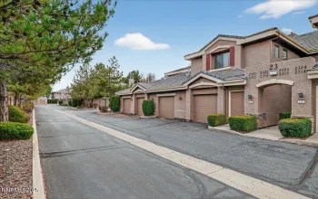 900 Meadows, Reno, Nevada 89521, 2 Bedrooms Bedrooms, ,2 BathroomsBathrooms,Residential,Residential,Meadows,260000081
