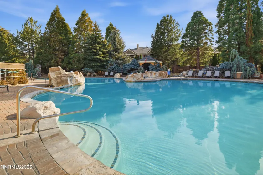 900 Meadows, Reno, Nevada 89521, 2 Bedrooms Bedrooms, ,2 BathroomsBathrooms,Residential,Residential,Meadows,260000081