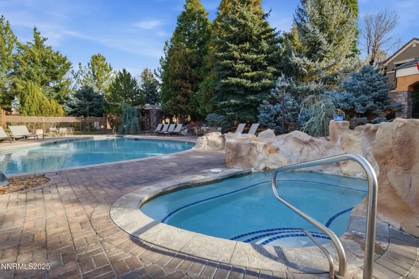 900 Meadows, Reno, Nevada 89521, 2 Bedrooms Bedrooms, ,2 BathroomsBathrooms,Residential,Residential,Meadows,260000081