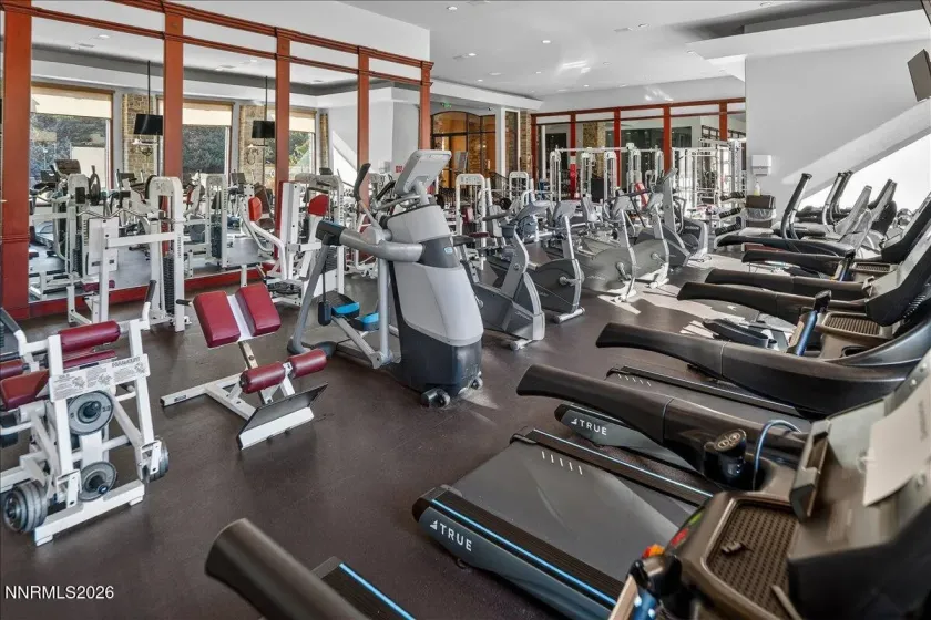 900 Meadows, Reno, Nevada 89521, 2 Bedrooms Bedrooms, ,2 BathroomsBathrooms,Residential,Residential,Meadows,260000081