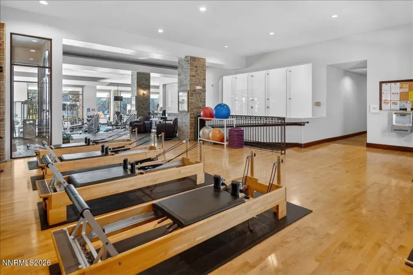 900 Meadows, Reno, Nevada 89521, 2 Bedrooms Bedrooms, ,2 BathroomsBathrooms,Residential,Residential,Meadows,260000081