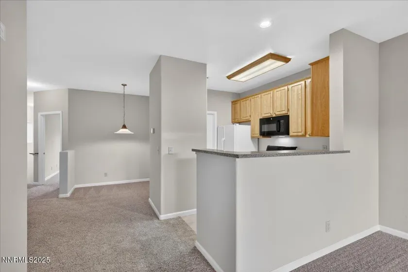 900 Meadows, Reno, Nevada 89521, 2 Bedrooms Bedrooms, ,2 BathroomsBathrooms,Residential,Residential,Meadows,260000081