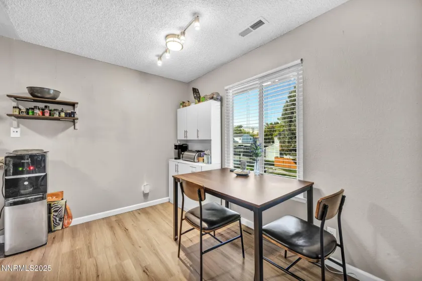 4602 Neil, Reno, Nevada 89502, 2 Bedrooms Bedrooms, ,1 BathroomBathrooms,Residential,Residential,Neil,260000087