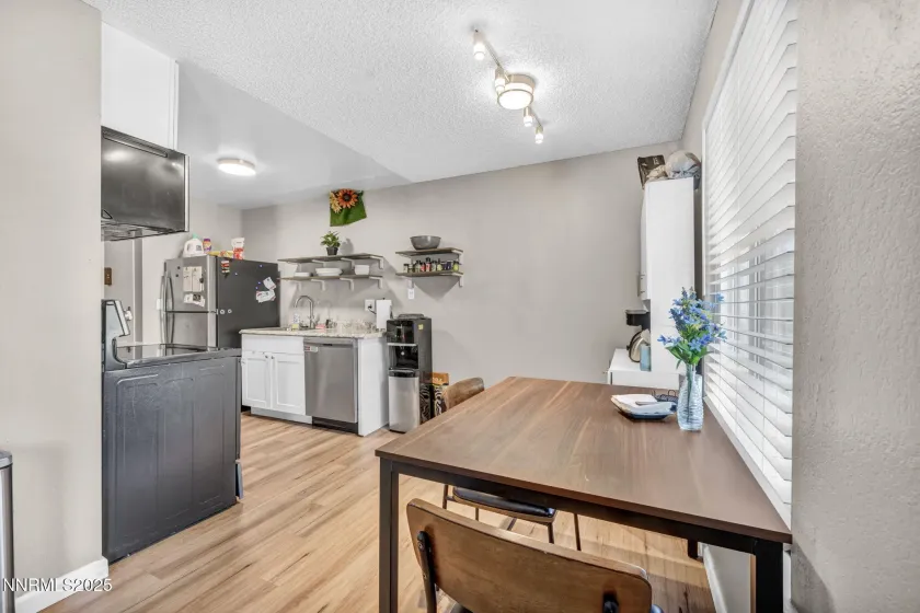 4602 Neil, Reno, Nevada 89502, 2 Bedrooms Bedrooms, ,1 BathroomBathrooms,Residential,Residential,Neil,260000087