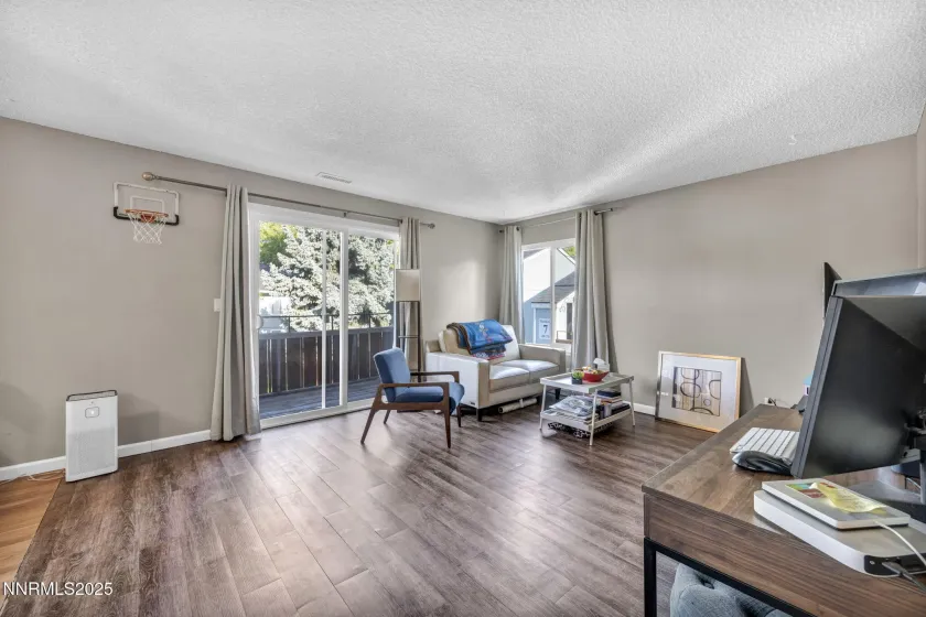 4602 Neil, Reno, Nevada 89502, 2 Bedrooms Bedrooms, ,1 BathroomBathrooms,Residential,Residential,Neil,260000087