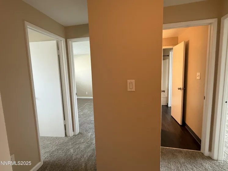 835 Ridgewood, Sparks, Nevada 89434, 3 Bedrooms Bedrooms, ,2 BathroomsBathrooms,Residential,Residential,Ridgewood,260000082