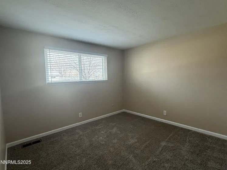 835 Ridgewood, Sparks, Nevada 89434, 3 Bedrooms Bedrooms, ,2 BathroomsBathrooms,Residential,Residential,Ridgewood,260000082