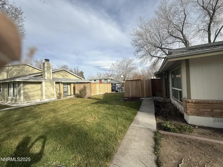 835 Ridgewood, Sparks, Nevada 89434, 3 Bedrooms Bedrooms, ,2 BathroomsBathrooms,Residential,Residential,Ridgewood,260000082