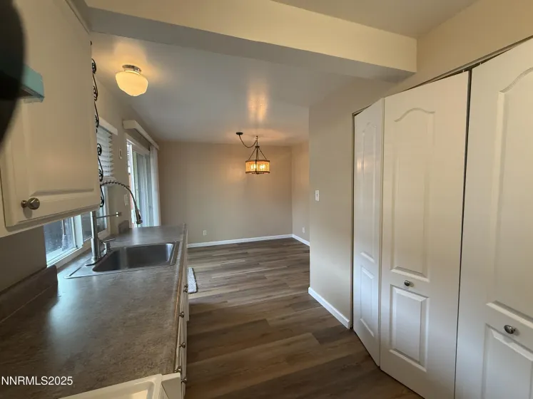 835 Ridgewood, Sparks, Nevada 89434, 3 Bedrooms Bedrooms, ,2 BathroomsBathrooms,Residential,Residential,Ridgewood,260000082