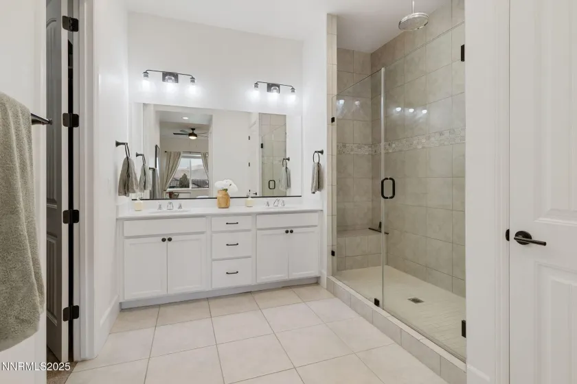 3011 Silverberry, Reno, Nevada 89521, 3 Bedrooms Bedrooms, ,3 BathroomsBathrooms,Residential,Residential,Silverberry,260000086