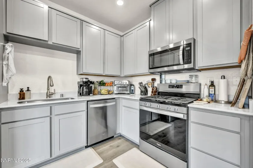 7908 Zorite, Sparks, Nevada 89436, 3 Bedrooms Bedrooms, ,3 BathroomsBathrooms,Residential,Residential,Zorite,260000088