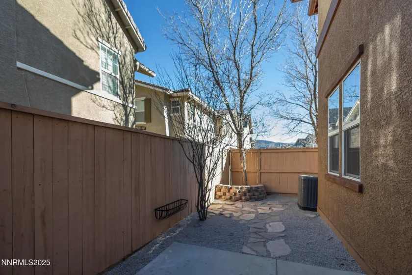 1715 Dark Horse, Reno, Nevada 89521, 3 Bedrooms Bedrooms, ,3 BathroomsBathrooms,Residential,Residential,Dark Horse,260000091