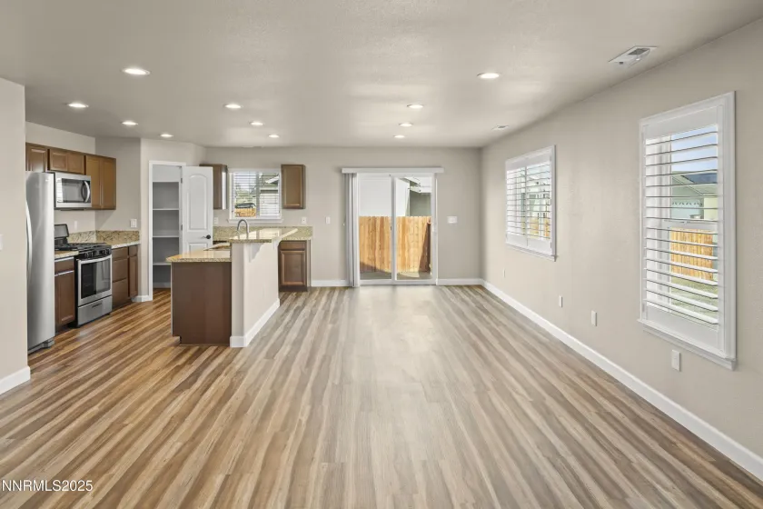 2516 Ladera, Fallon, Nevada 89406, 3 Bedrooms Bedrooms, ,2 BathroomsBathrooms,Residential,Residential,Ladera,260000092