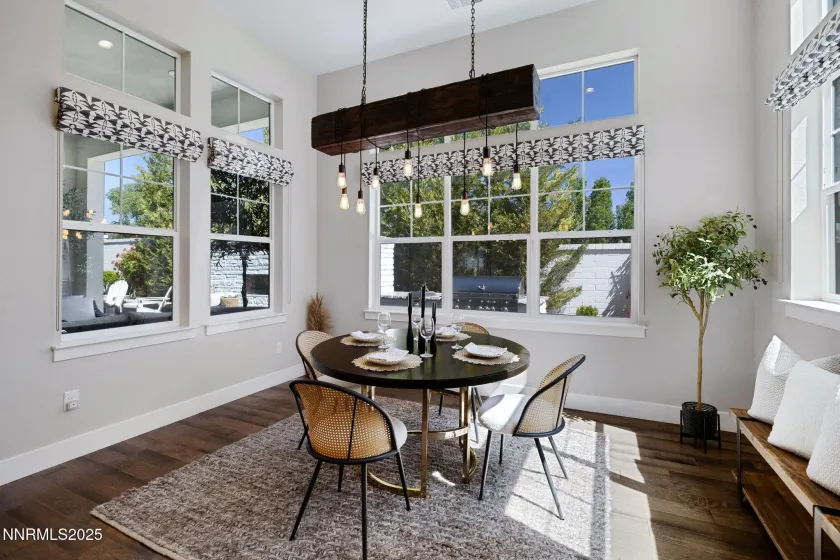 709 Pleasant Oak, Reno, Nevada 89511, 3 Bedrooms Bedrooms, ,4 BathroomsBathrooms,Residential,Residential,Pleasant Oak,260000095