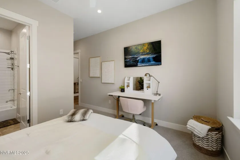 709 Pleasant Oak, Reno, Nevada 89511, 3 Bedrooms Bedrooms, ,4 BathroomsBathrooms,Residential,Residential,Pleasant Oak,260000095