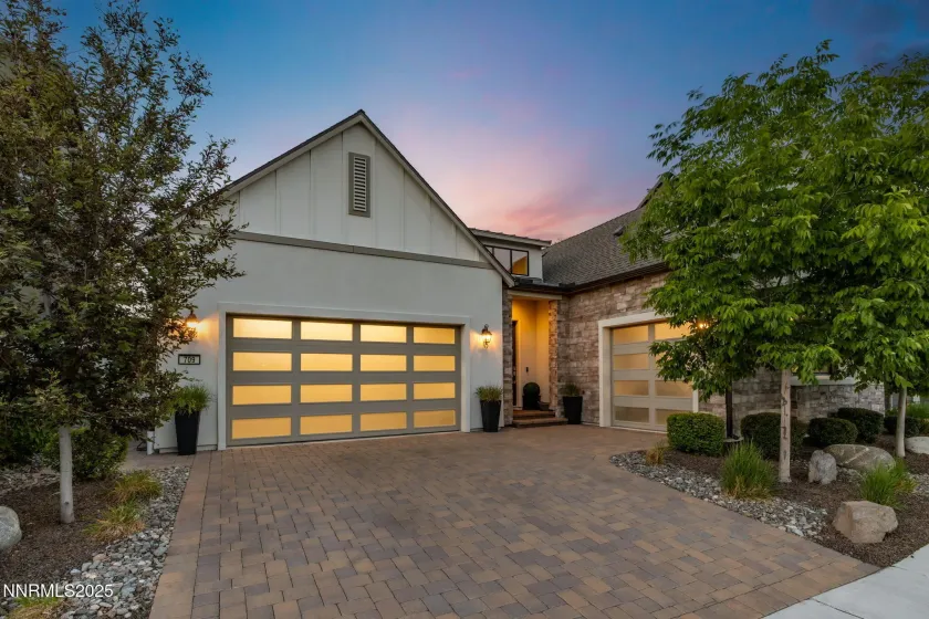 709 Pleasant Oak, Reno, Nevada 89511, 3 Bedrooms Bedrooms, ,4 BathroomsBathrooms,Residential,Residential,Pleasant Oak,260000095