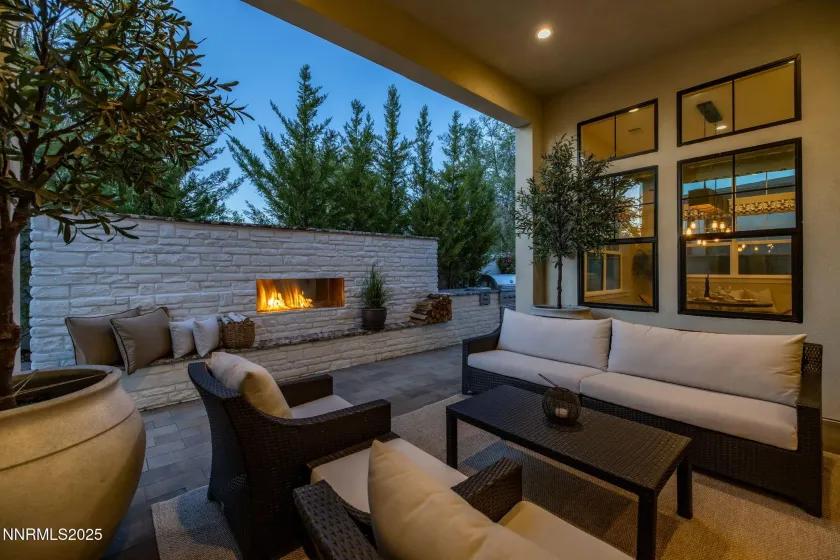 709 Pleasant Oak, Reno, Nevada 89511, 3 Bedrooms Bedrooms, ,4 BathroomsBathrooms,Residential,Residential,Pleasant Oak,260000095