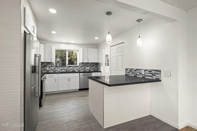 1085 Memory, Reno, Nevada 89509, 3 Bedrooms Bedrooms, ,2 BathroomsBathrooms,Residential,Residential,Memory,260000096