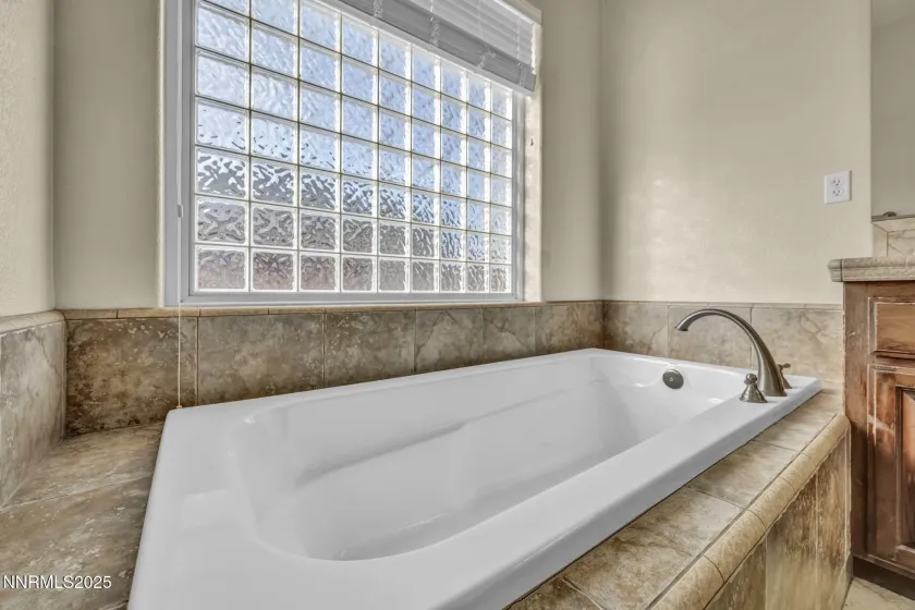 1313 Cedar Creek, Gardnerville, Nevada 89460, 3 Bedrooms Bedrooms, ,2 BathroomsBathrooms,Residential,Residential,Cedar Creek,260000097